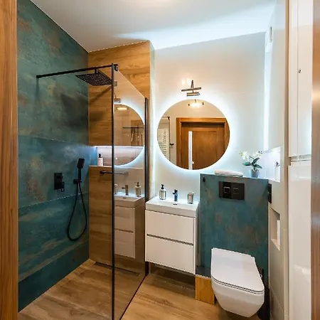 W Gdansku - Zajezdnia Wrzeszcz, Grudziadzka 4b 格但斯克