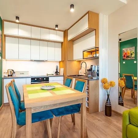 W Gdansku - Zajezdnia Wrzeszcz, Grudziadzka 4b Apartamento *