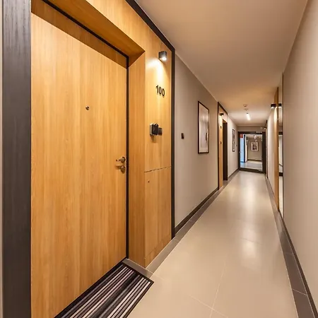 W Gdansku - Zajezdnia Wrzeszcz, Grudziadzka 4b