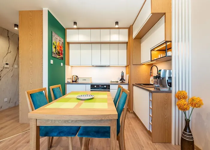 Daire W Gdansku - Zajezdnia Wrzeszcz, Grudziadzka 4b *